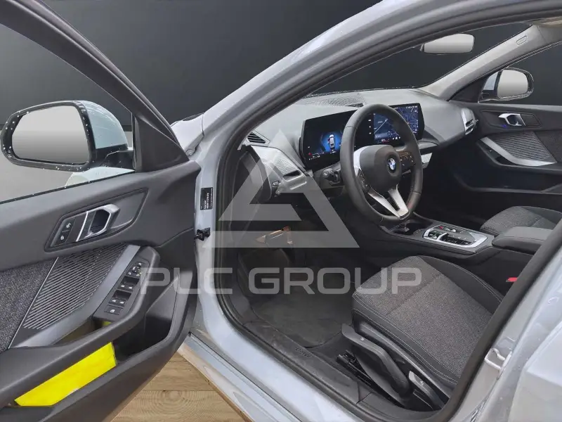 2025 BMW 120