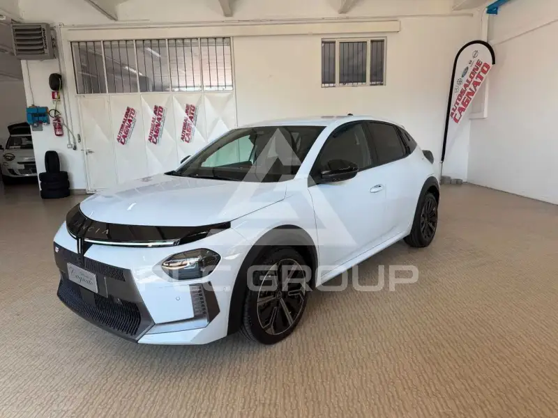 2025 Lancia YPSILON