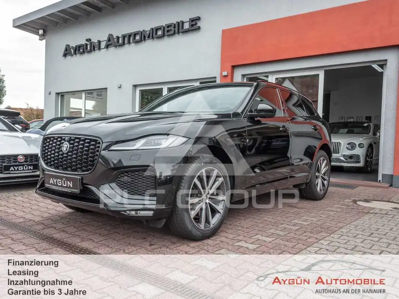 2025 Jaguar F-PACE