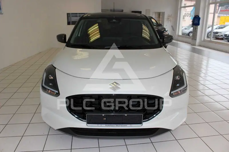 2025 Suzuki SWIFT