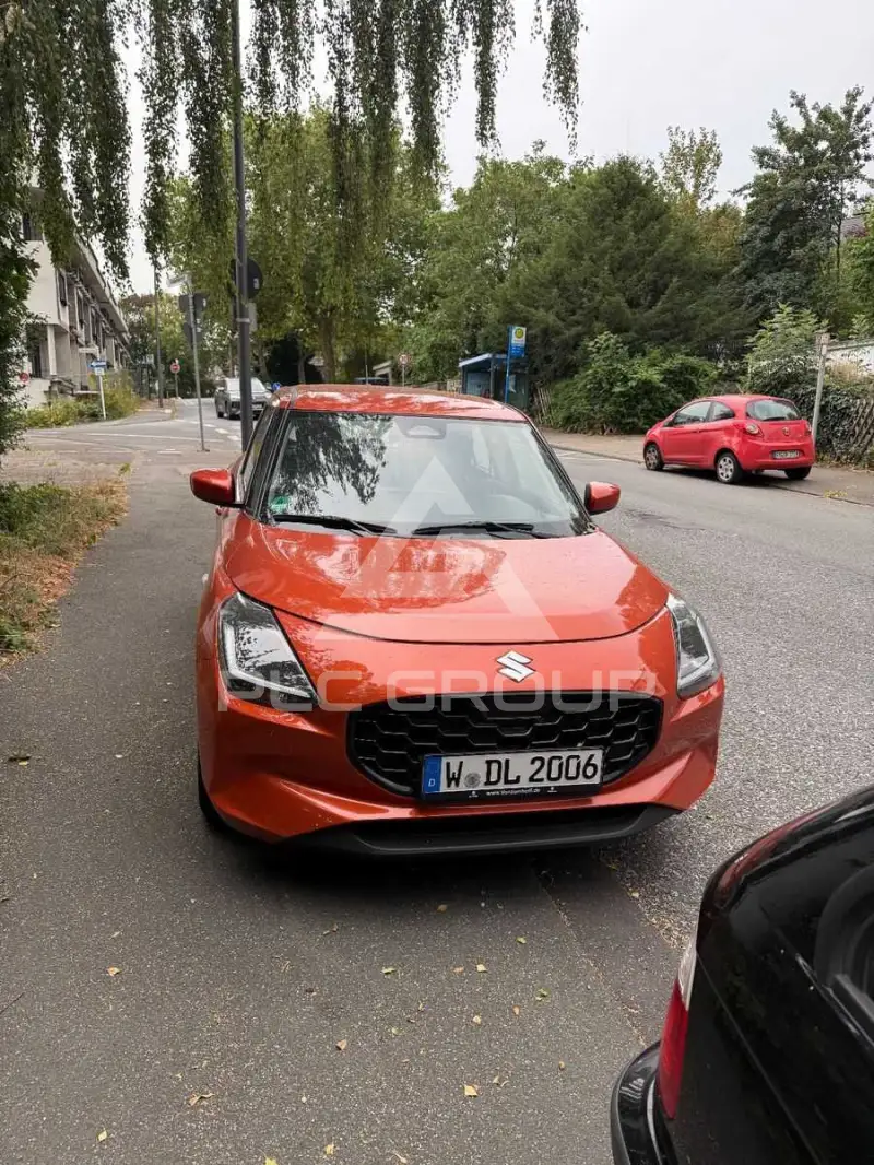 2025 Suzuki SWIFT