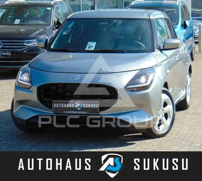2025 Suzuki SWIFT