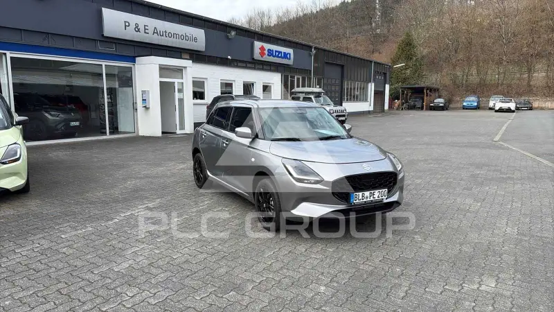 2025 Suzuki SWIFT