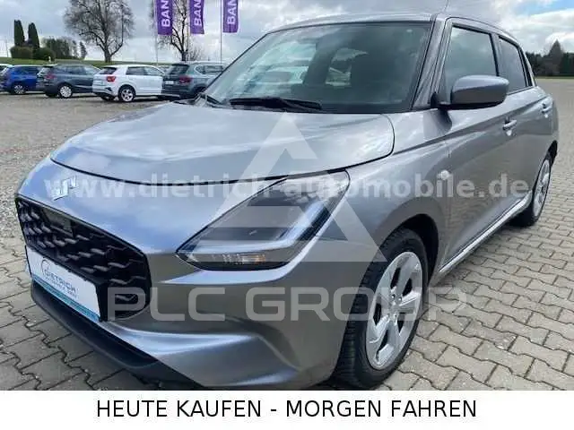 2025 Suzuki SWIFT