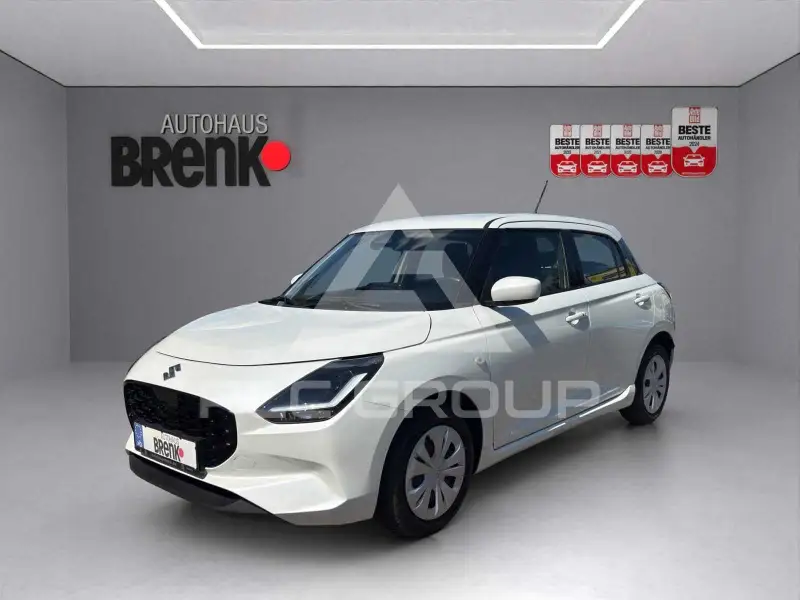 2025 Suzuki SWIFT