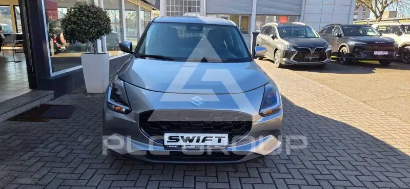 2025 Suzuki SWIFT