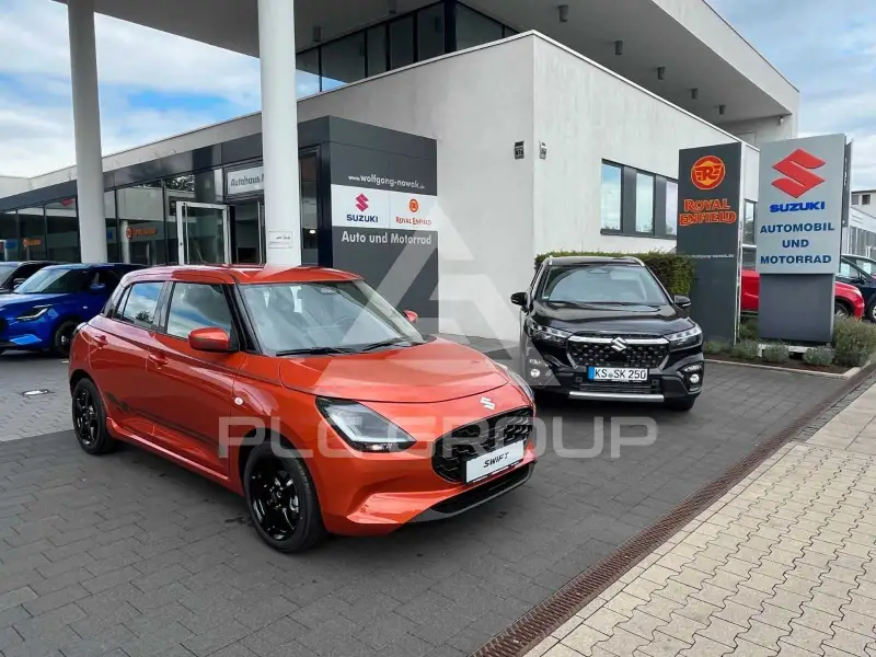 2025 Suzuki SWIFT