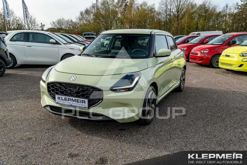 2025 Suzuki SWIFT