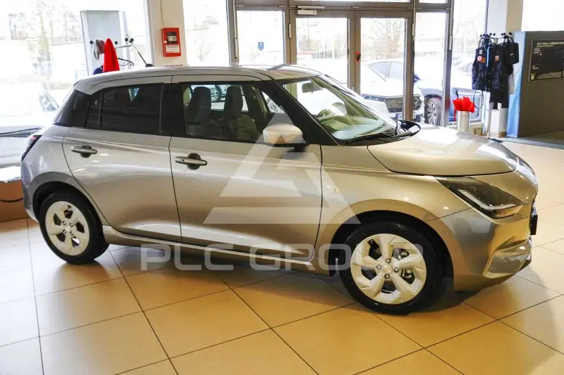 2025 Suzuki SWIFT