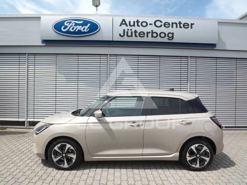 2025 Suzuki SWIFT