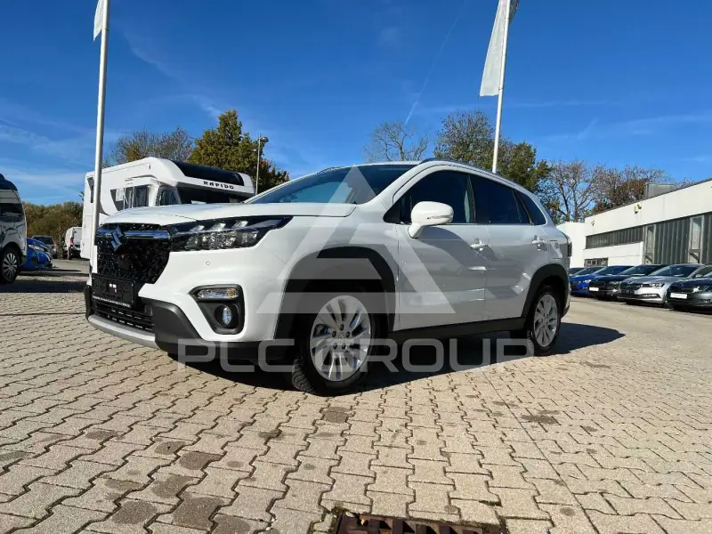 2025 Suzuki 