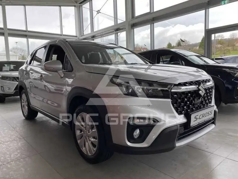 2025 Suzuki SX4
