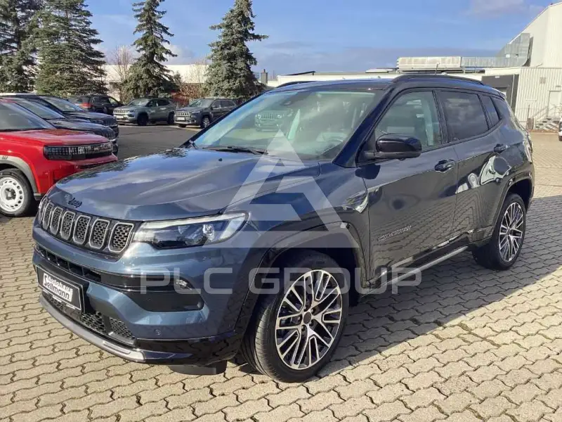 2025 Jeep COMPASS