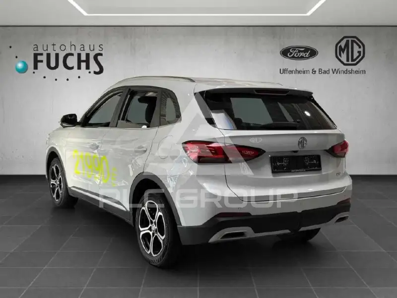 2025 MG ZS