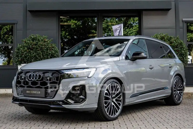 2025 Audi SQ7