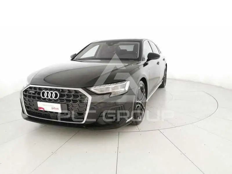 2025 Audi A8