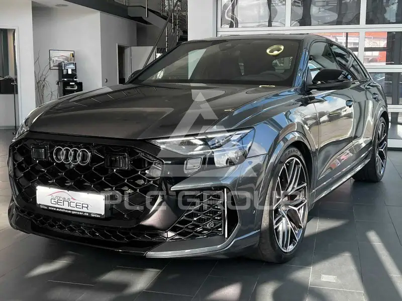 2025 Audi RS Q8