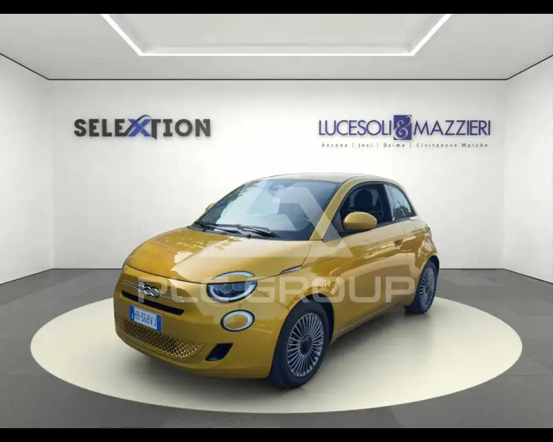 2025 Fiat 500