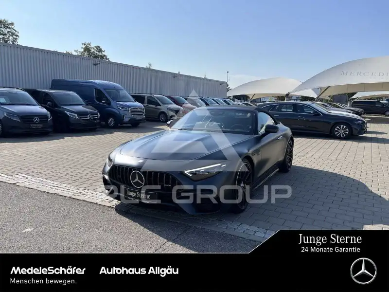 2025 Mercedes Benz SL 43 AMG