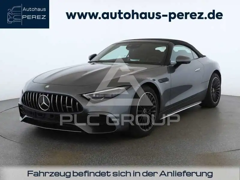 2025 Mercedes Benz SL 43 AMG
