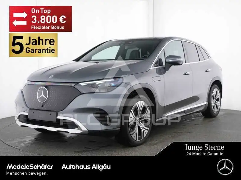 2025 Mercedes Benz EQE