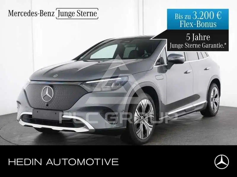 2025 Mercedes Benz EQE