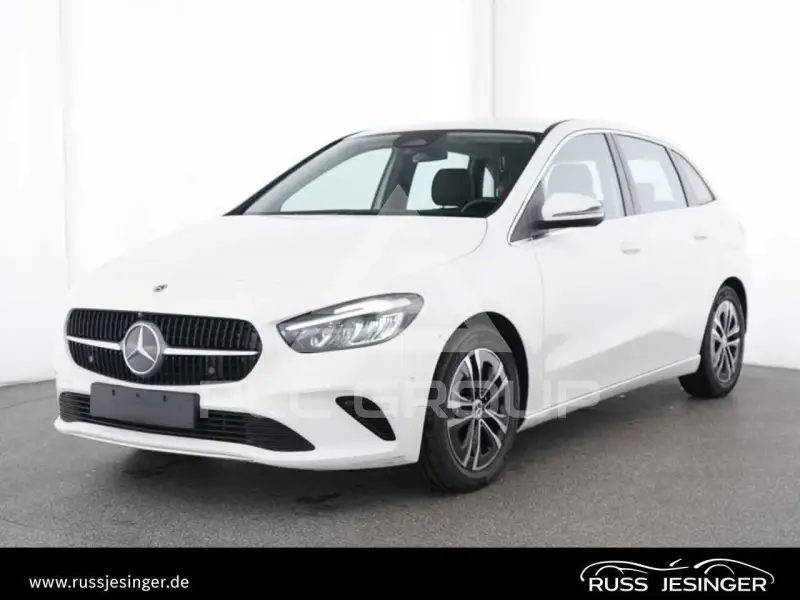 2025 Mercedes Benz B 200