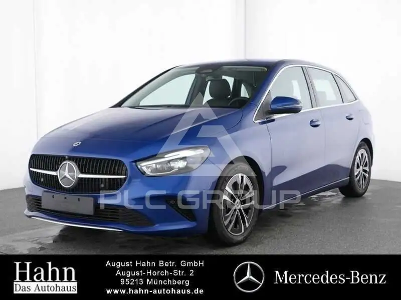 2025 Mercedes Benz B 200