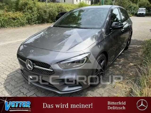 2025 Mercedes Benz B 200
