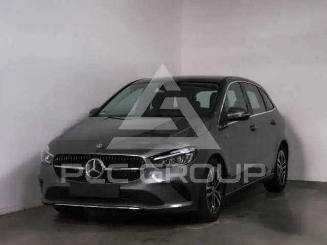 2025 Mercedes Benz B 200