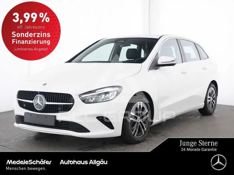 2025 Mercedes Benz B 200