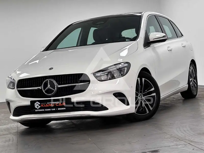 2025 Mercedes Benz B 200