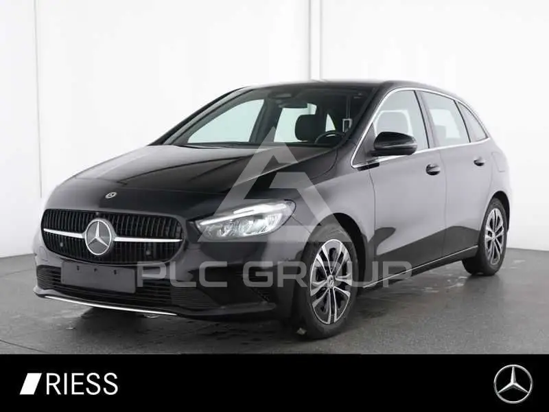 2025 Mercedes Benz B 200
