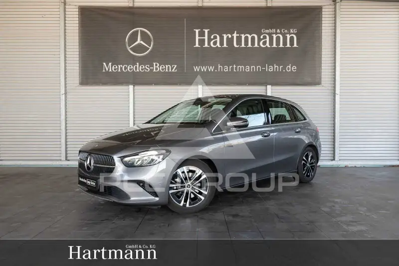 2025 Mercedes Benz B 200