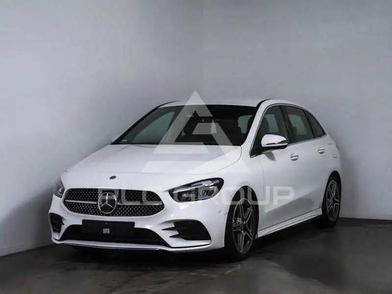 2025 Mercedes Benz B 200