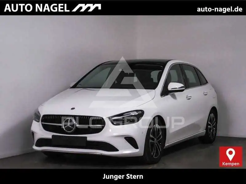 2025 Mercedes Benz B 200