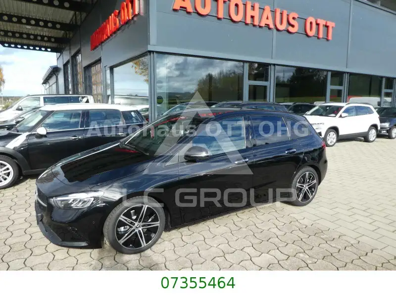 2025 Mercedes Benz B 200