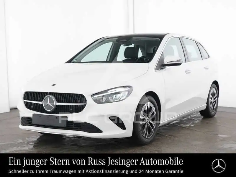 2025 Mercedes Benz B 200