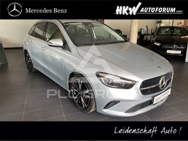 2025 Mercedes Benz B 200