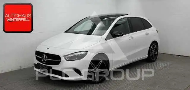 2025 Mercedes Benz B 200