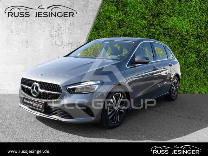 2025 Mercedes Benz B 200