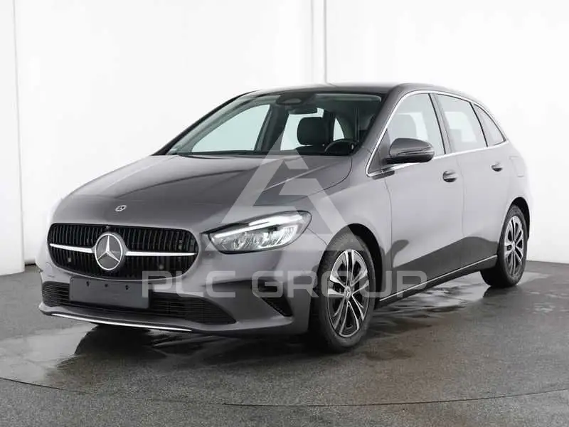 2025 Mercedes Benz B 200