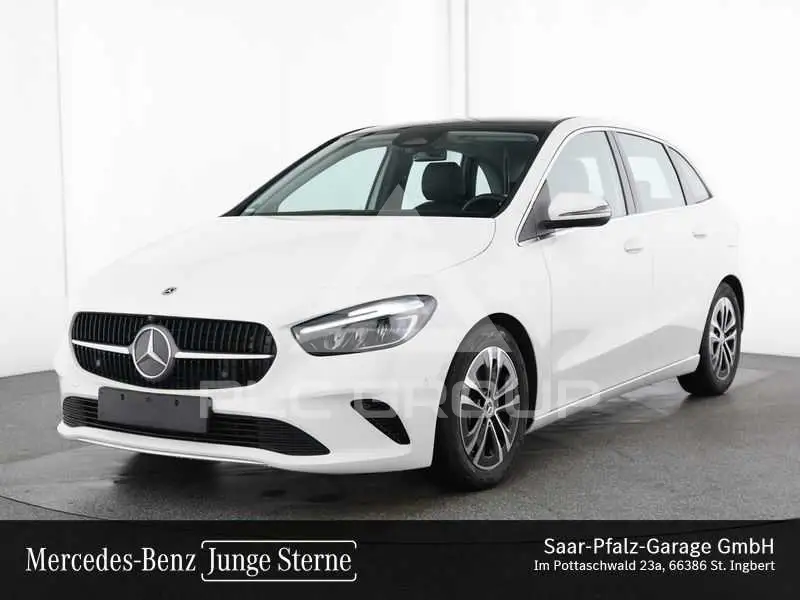 2025 Mercedes Benz B 200
