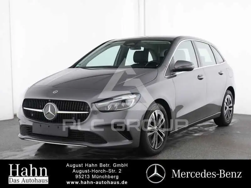 2025 Mercedes Benz B 200