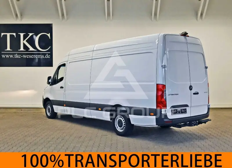 2025 Mercedes Benz Sprinter
