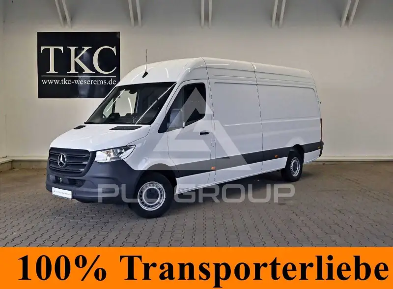 2025 Mercedes Benz Sprinter