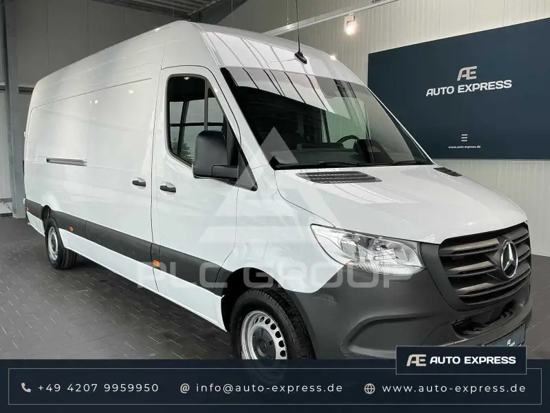 2025 Mercedes Benz Sprinter