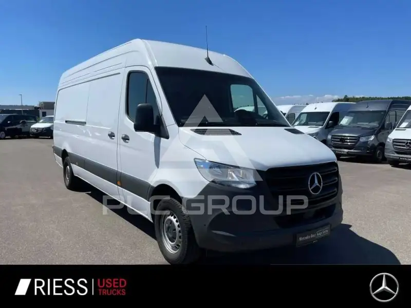2025 Mercedes Benz Sprinter
