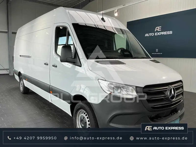 2025 Mercedes Benz Sprinter