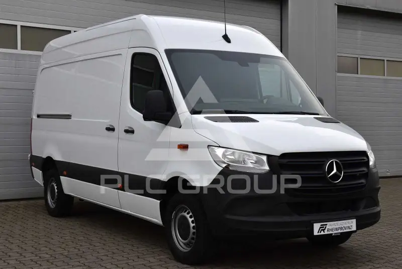 2025 Mercedes Benz Sprinter